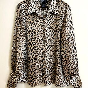 PRE-OWNED DENNIS BASSO WOMAN FALL CHEETAH SILKY WORK SHIRT/TOP SIZE. XL X-LARGE
